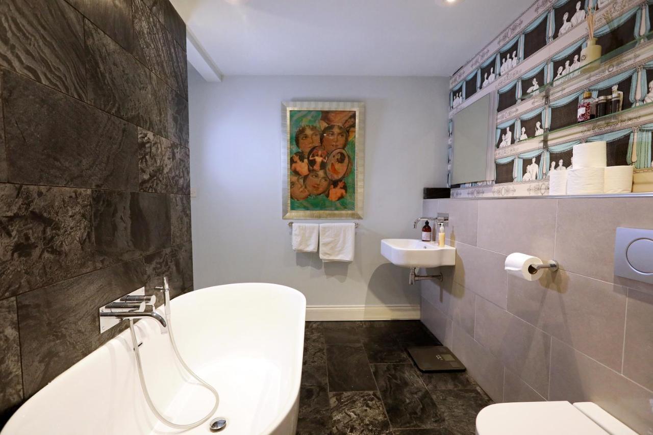 Elegant Norwich Apartment In The Lanes W Parking Εξωτερικό φωτογραφία